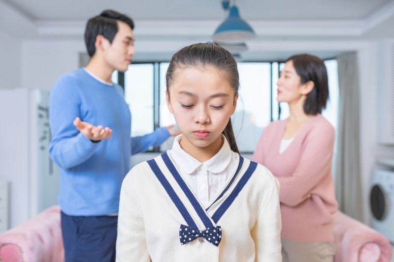 深圳离婚律师:离婚协议约定房产归子女,一方反悔能撤销赠与吗?(图1)